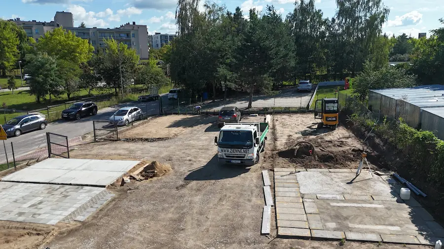 Wylewka fundamentowa pod garaże Siedlce - równanie i deskowanie